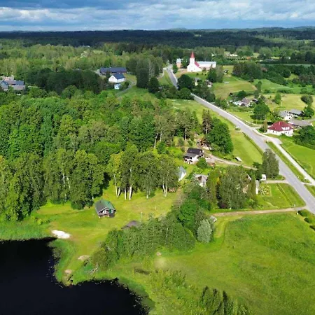 Kaussjaerve Puhkemaja بيت للعطل