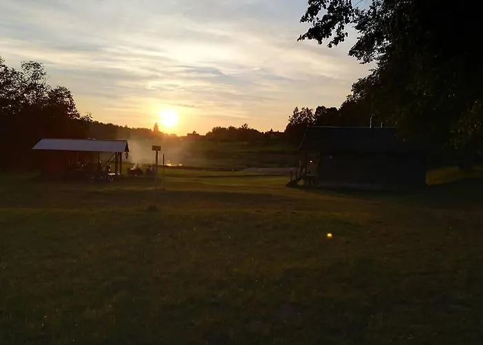 بيت للعطل Kaussjaerve Puhkemaja *