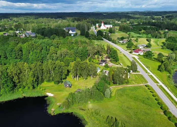 Kaussjaerve Puhkemaja بيت للعطل